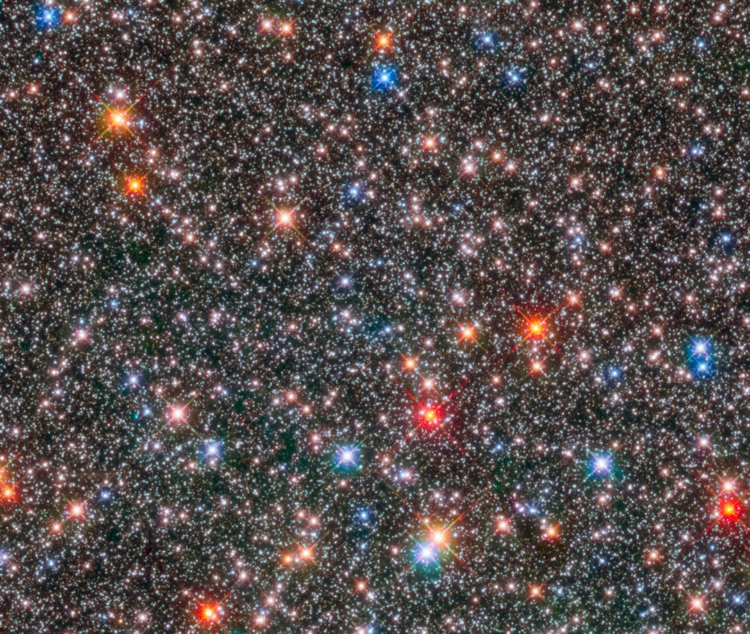 Massive Galaxy Merger Seven Billion Light-Years Away Hints At Dark Matter Secrets - Space Portal featured image