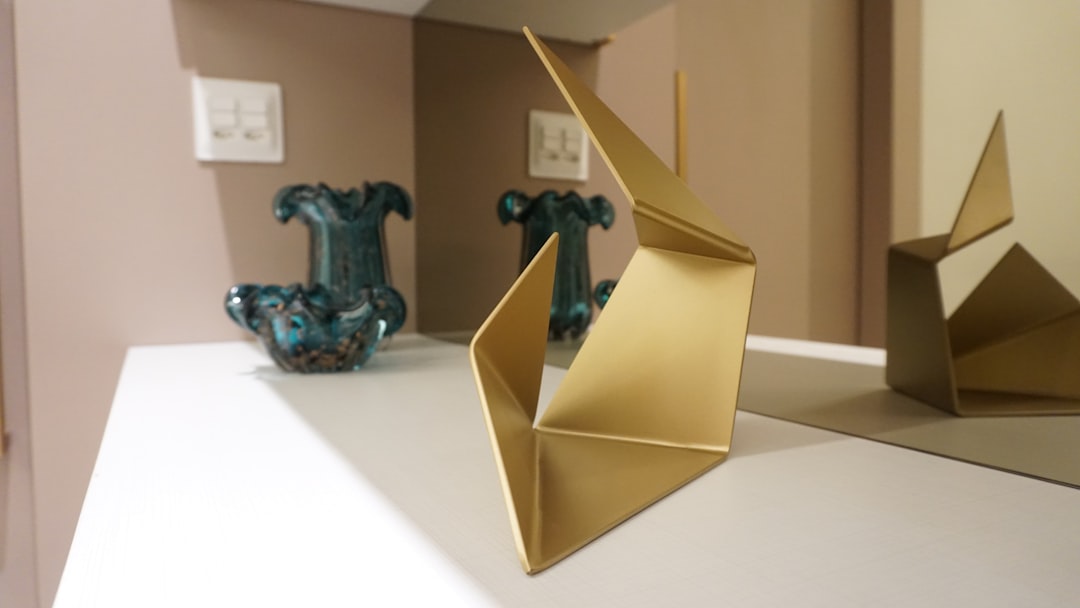 Foldable Robotic Wheel Designed to Navigate Moon's Underground Caverns