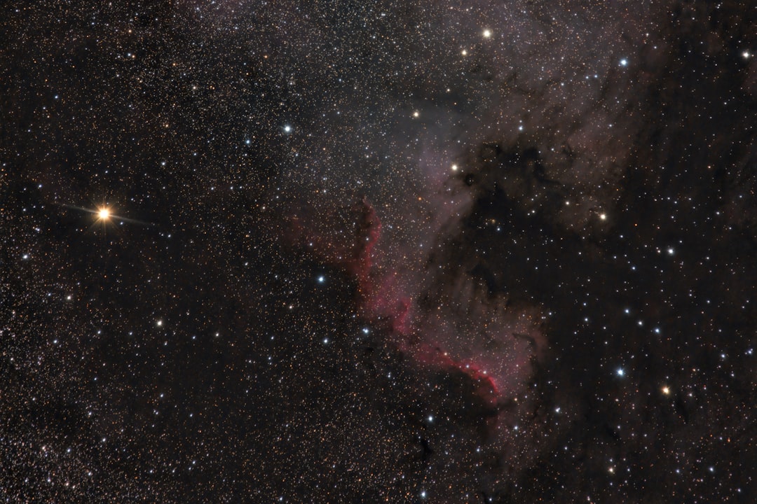 Mystery of Unusual Metal Formation in Famous Planetary Nebula - Space Portal featured image