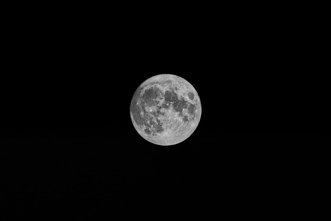 Lunar Communication Systems: Technology Requirements for Moon-to-Earth Contact